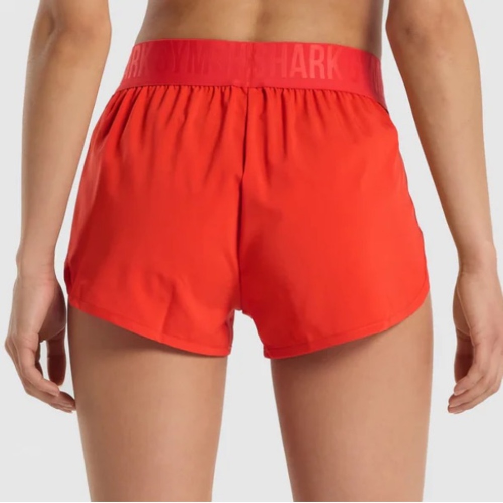 Gymshark Red TRAINING LOOSE FIT SHORTS size small - Picture 2 of 10